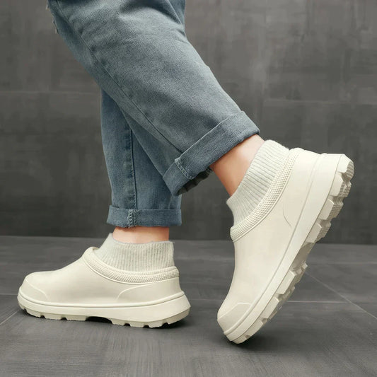 Women’s Fleece-Lined Slip-On Shoes – Low-Cut Everyday Footwear with Ribbed Stretch Collar and Gripped Sole
