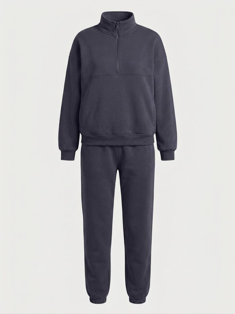 Women’s Half-Zip Sweatshirt Set – Relaxed Jogger Outfit for Travel and Everyday Wear