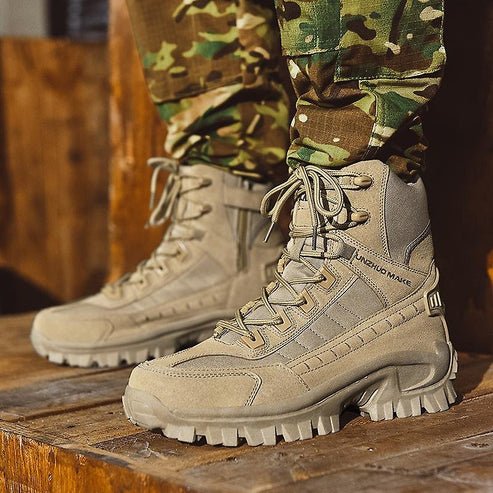 Men’s Tactical Combat Boots – High-Top Lace-Up Design with Rugged Lug Sole and Reinforced Panels