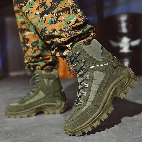 Men’s Tactical Combat Boots – High-Top Lace-Up Design with Rugged Lug Sole and Reinforced Panels