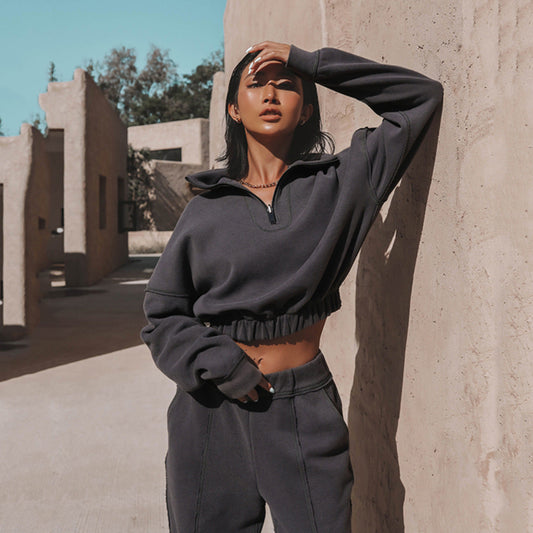 Women’s Cropped Half-Zip Sweatshirt and Wide-Leg Jogger Set – Relaxed Casual Tracksuit