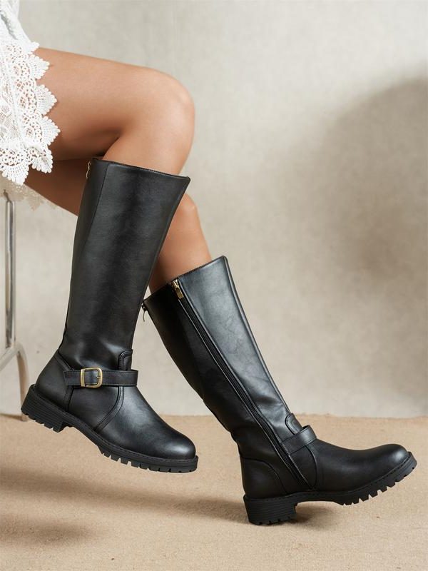 Women’s Knee-High Buckle Boots – Low Block-Heel Riding Boots with Side Zip and Lug Sole for Autumn Wear