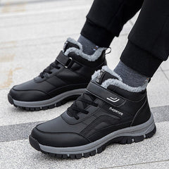 Men’s Thermal Winter Boots – Fleece-Lined Ankle Design with Secure Strap and Rugged Outdoor Sole