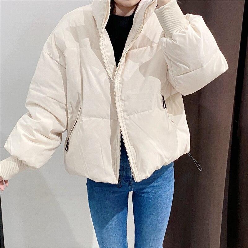 Women’s High-Collar Puffer Jacket – Water-Resistant Relaxed Layer for Everyday Winter Wear