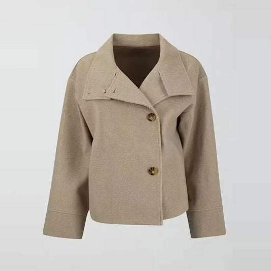 Women’s Double-Breasted Short Coat – Relaxed Structured Layer for City and Everyday Wear