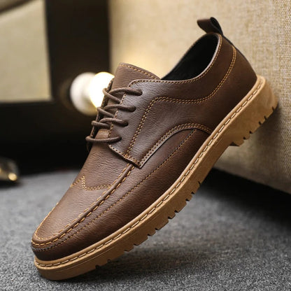 Men’s Casual Derby Shoes – Lace-Up Low-Top Design with Moc-Toe Stitching and Chunky Tread Sole
