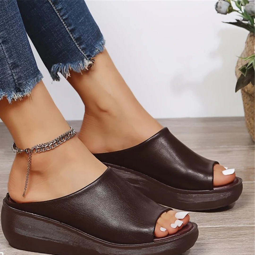 Women’s Comfort Platform Slide Sandals – Everyday Summer Slip-Ons for Walking and Leisure
