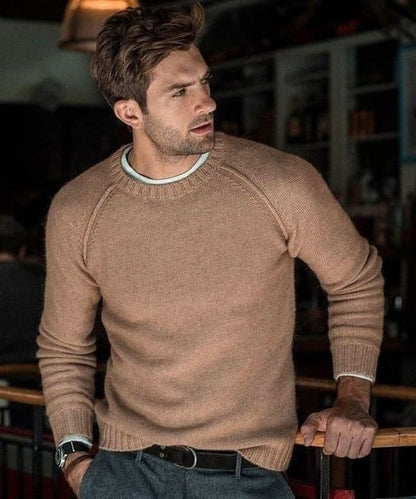 Men’s Fine-Knit Crew-Neck Sweater – Relaxed Long-Sleeve Pullover with Ribbed Trims for Everyday Layering