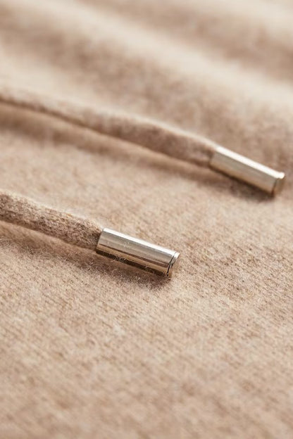 Men’s Knitted Hooded Sweater – Drawstring Pullover with Ribbed Trims for Casual Cold-Weather Layering