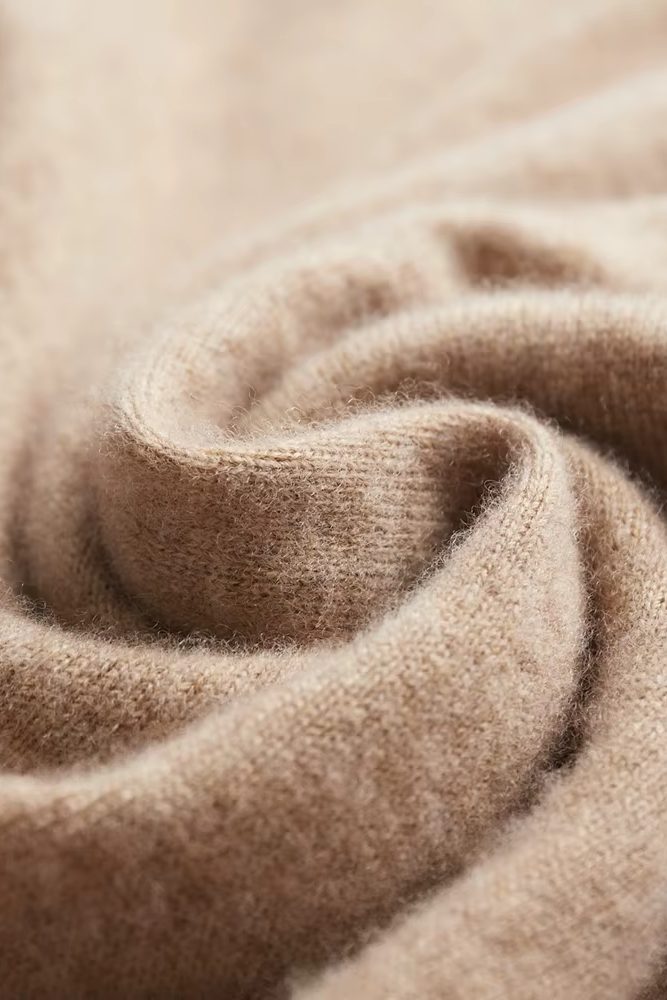 Men’s Knitted Hooded Sweater – Drawstring Pullover with Ribbed Trims for Casual Cold-Weather Layering