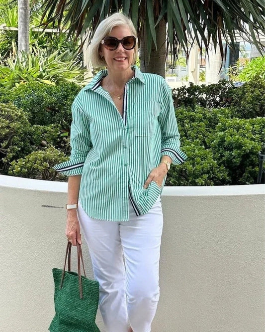 Women’s Printed Button-Down Shirt – Roll-Sleeve Everyday Style for Office and Travel