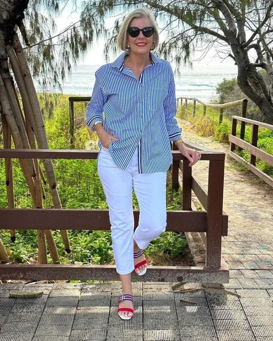 Women’s Printed Button-Down Shirt – Roll-Sleeve Everyday Style for Office and Travel