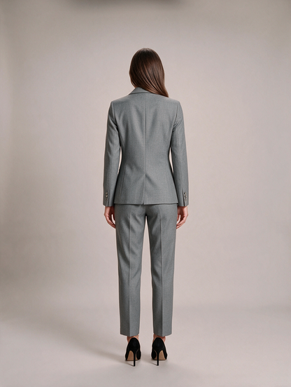 Women’s Tailored Trouser Suit – Double-Breasted Fitted Blazer with Straight-Leg Trousers for Office and Evening Wear