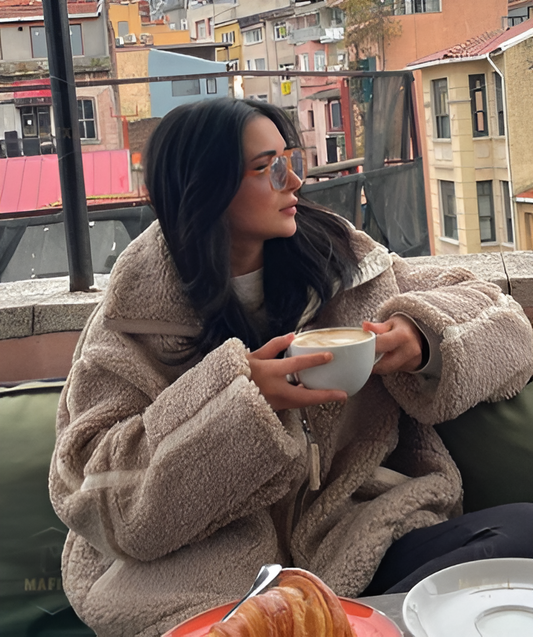 Women’s Oversized Teddy Coat – Lapel Collar with Large Patch Pockets