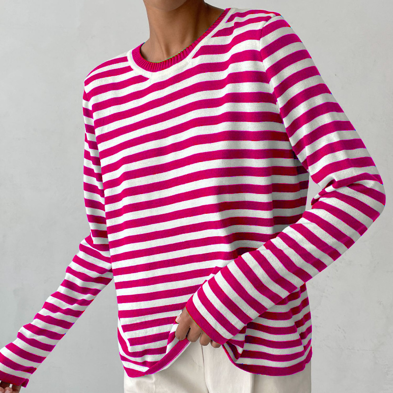 Women’s Printed Crew-Neck Knit Top – Lightweight Long-Sleeve Layer for Everyday Wear