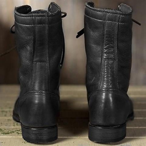 Women’s Lace-Up Mid-Calf Boots – Low Block-Heel Boots with Metal Eyelets and Lug Sole for Seasonal Wear