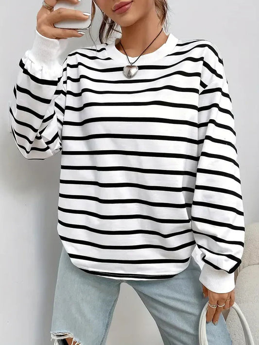 Women’s Striped Crew Neck Sweatshirt – Relaxed Long-Sleeve Layer for Casual Everyday Wear