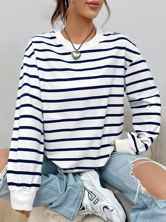 Women’s Striped Crew Neck Sweatshirt – Relaxed Long-Sleeve Layer for Casual Everyday Wear