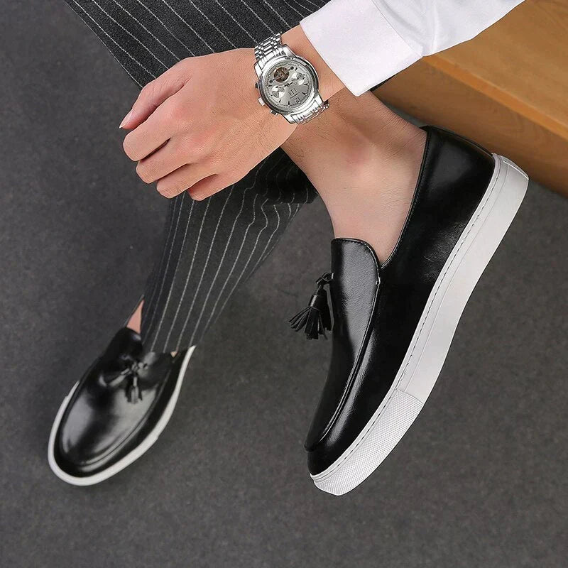 Men’s Tassel Loafers with Sneaker Sole – Comfortable Slip-On Shoes for Smart Casual and Business Wear