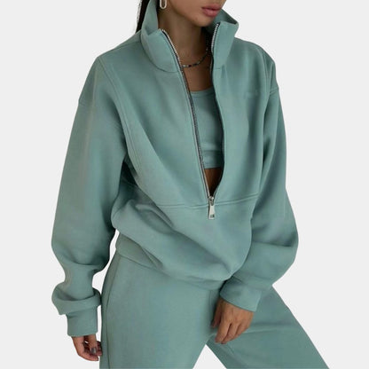 Women’s Oversized Half-Zip Jogging Set – High-Neck Sweatshirt and Cuffed Joggers for Relaxed Everyday Wear