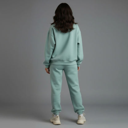 Women’s Oversized Half-Zip Jogging Set – High-Neck Sweatshirt and Cuffed Joggers for Relaxed Everyday Wear