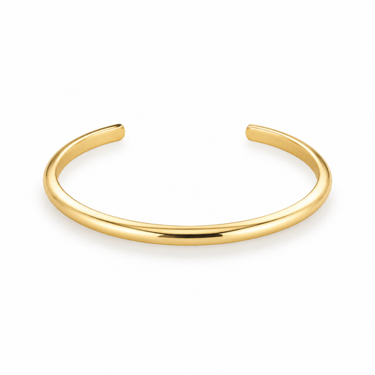 Retro Buckle Stainless Steel Bracelet – Gold 4mm on white