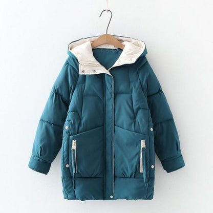 Women’s Mid-Length Hooded Puffer Jacket – Relaxed Insulated Coat with Contrast-Lined Hood and Oversized Zip Pockets