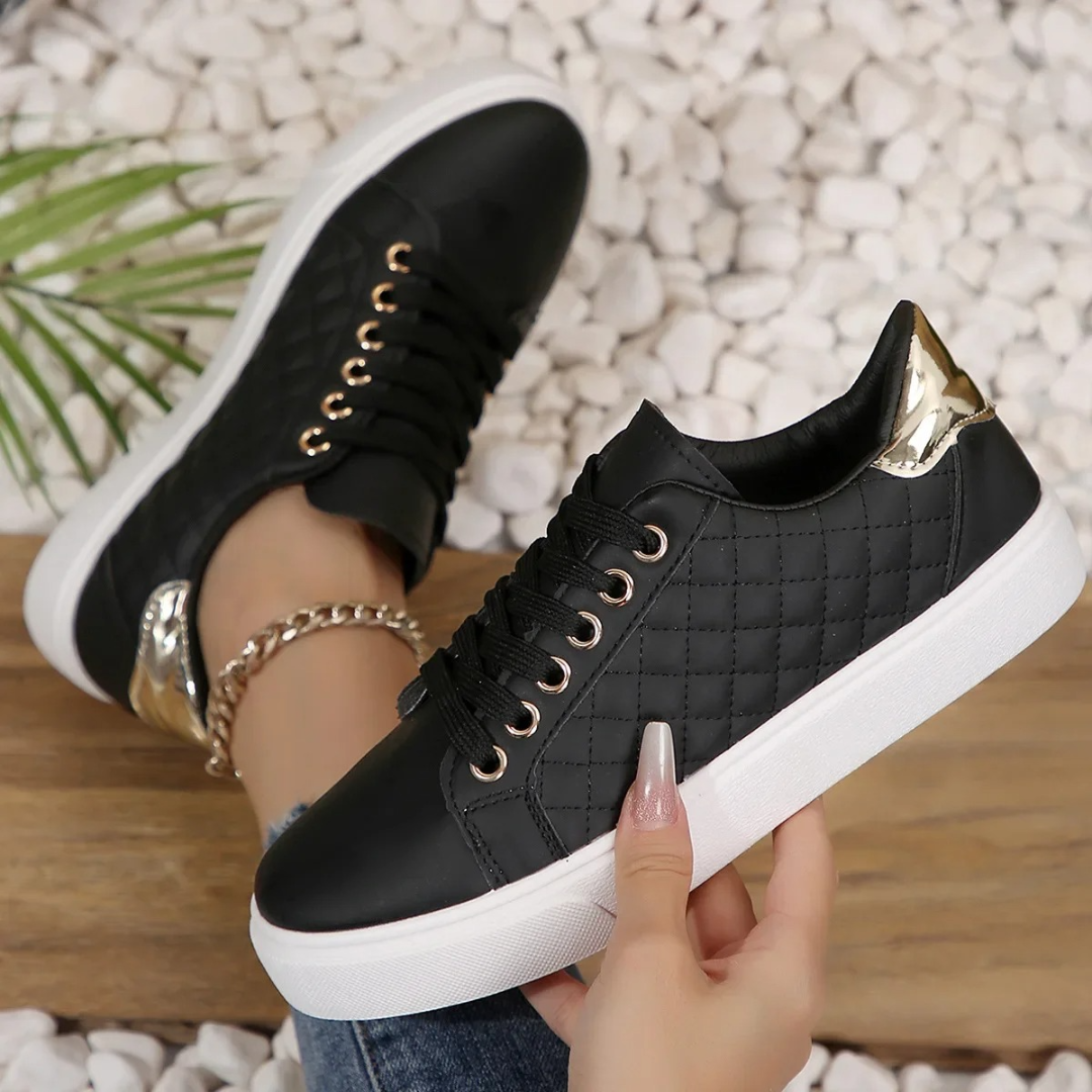 Women’s Quilted Lace-Up Trainers – Cushioned Casual Shoes for Walking and Everyday Wear