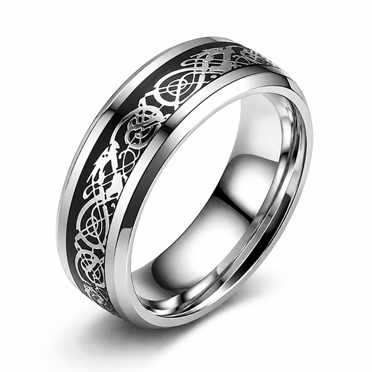 Dragon pattern ring in silver and black