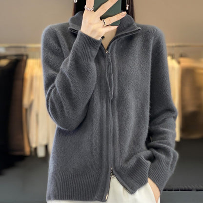 Women’s Wool Zip-Up Cardigan – Oversized High-Neck Knit Sweater with Ribbed Trims and Front Pockets