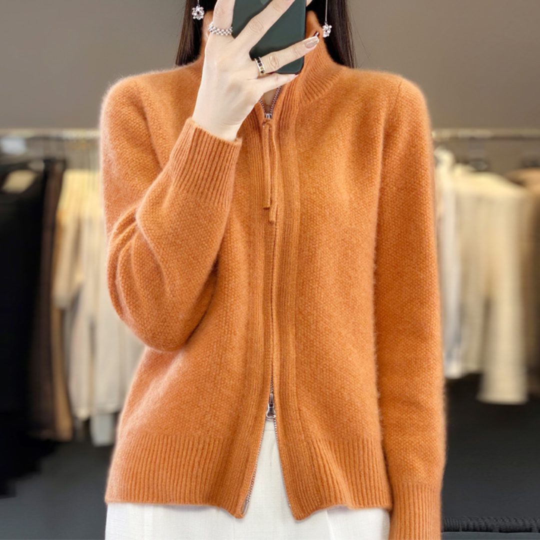 Women’s Wool Zip-Up Cardigan – Oversized High-Neck Knit Sweater with Ribbed Trims and Front Pockets