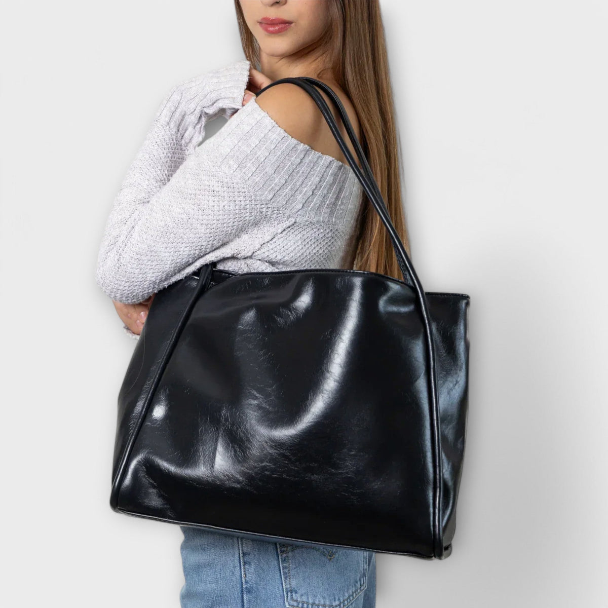 Women’s Structured Shoulder Tote Bag – Spacious Everyday Carry for Work and City Use