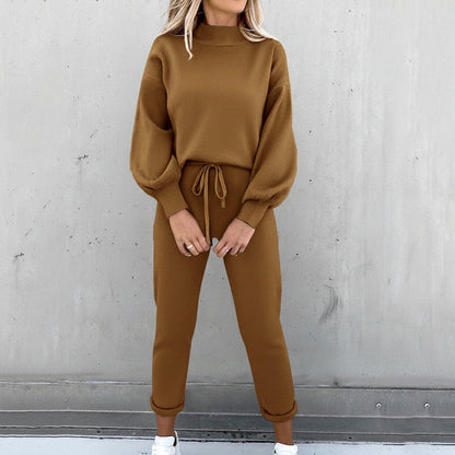 Women’s Mock-Neck Sweatshirt and Jogger Set – Relaxed Loungewear for Cooler Days